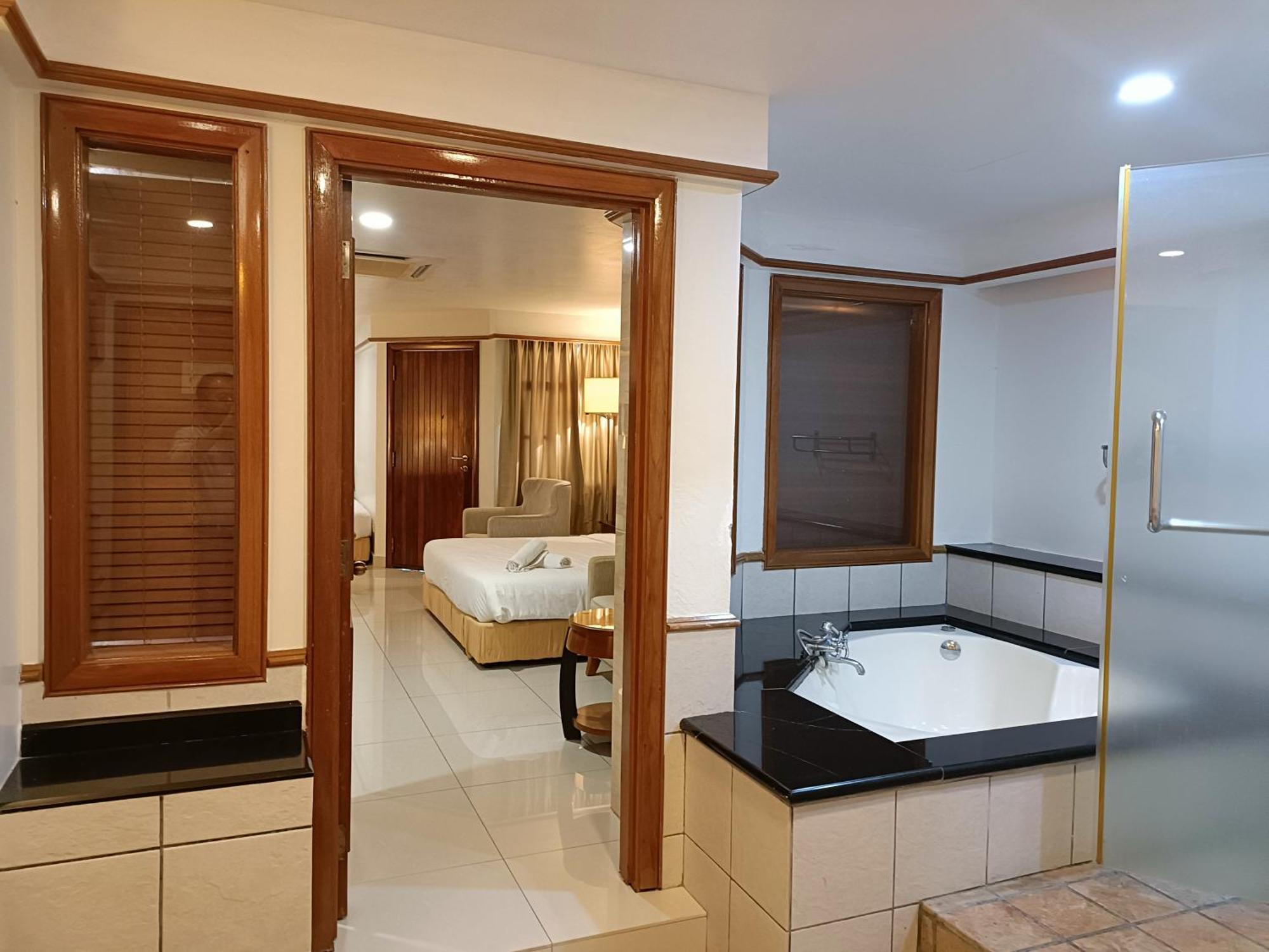 Pd Full Seaview Deluxe Aparthotel Port Dickson Exterior foto